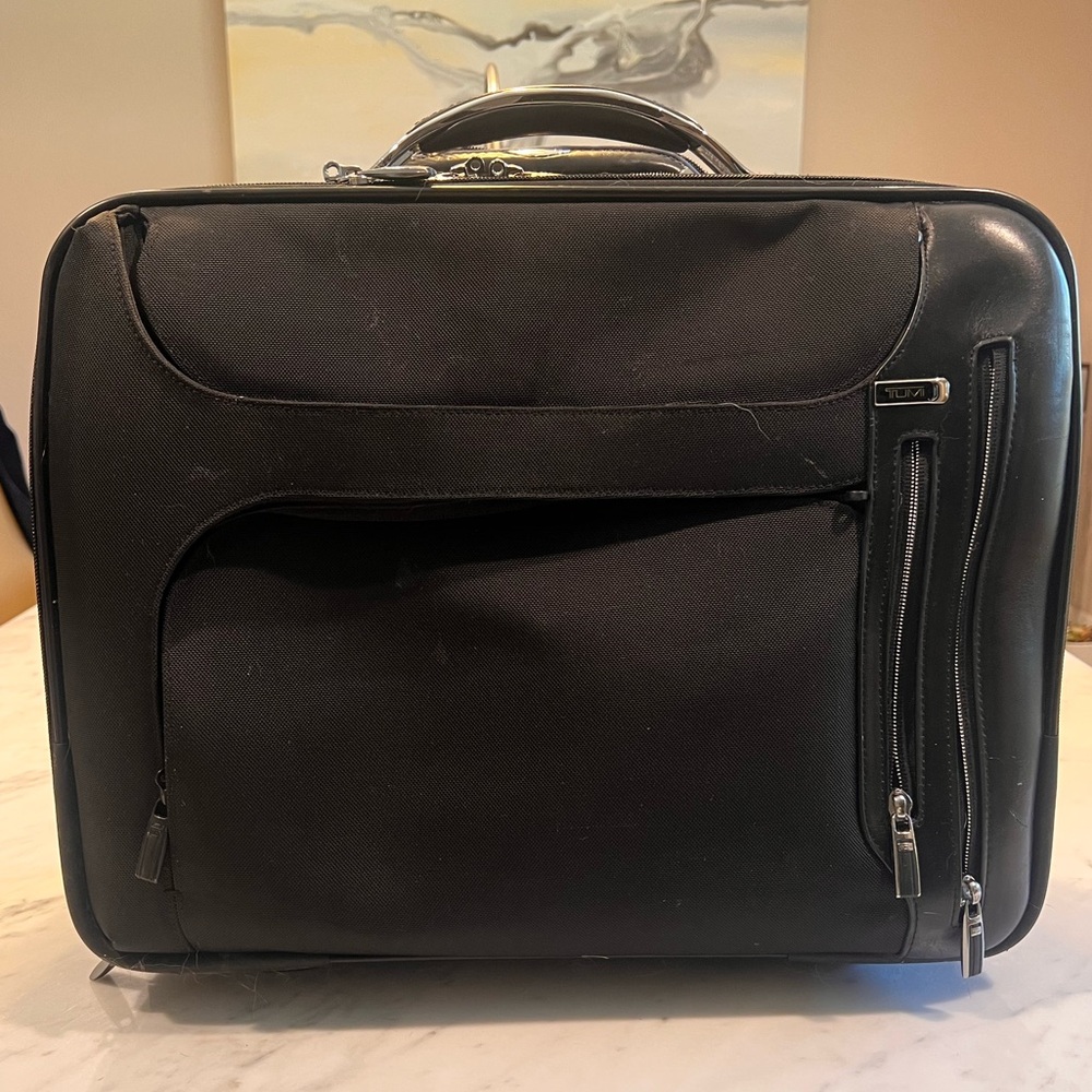 Tumi Arrive LaGuardia 2 wheeled rolling briefcase